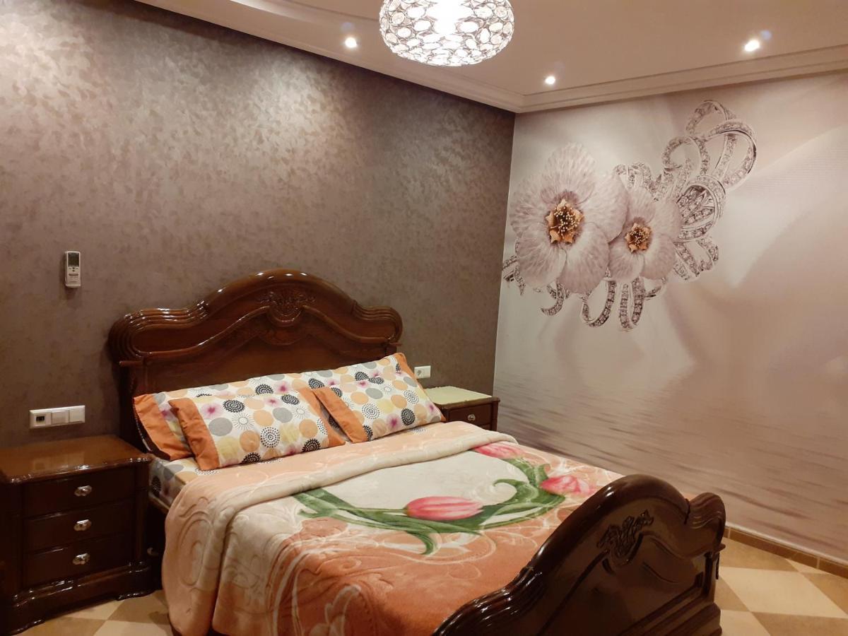 Residence La Corniche Etage 4 นาดอร์ ภายนอก รูปภาพ