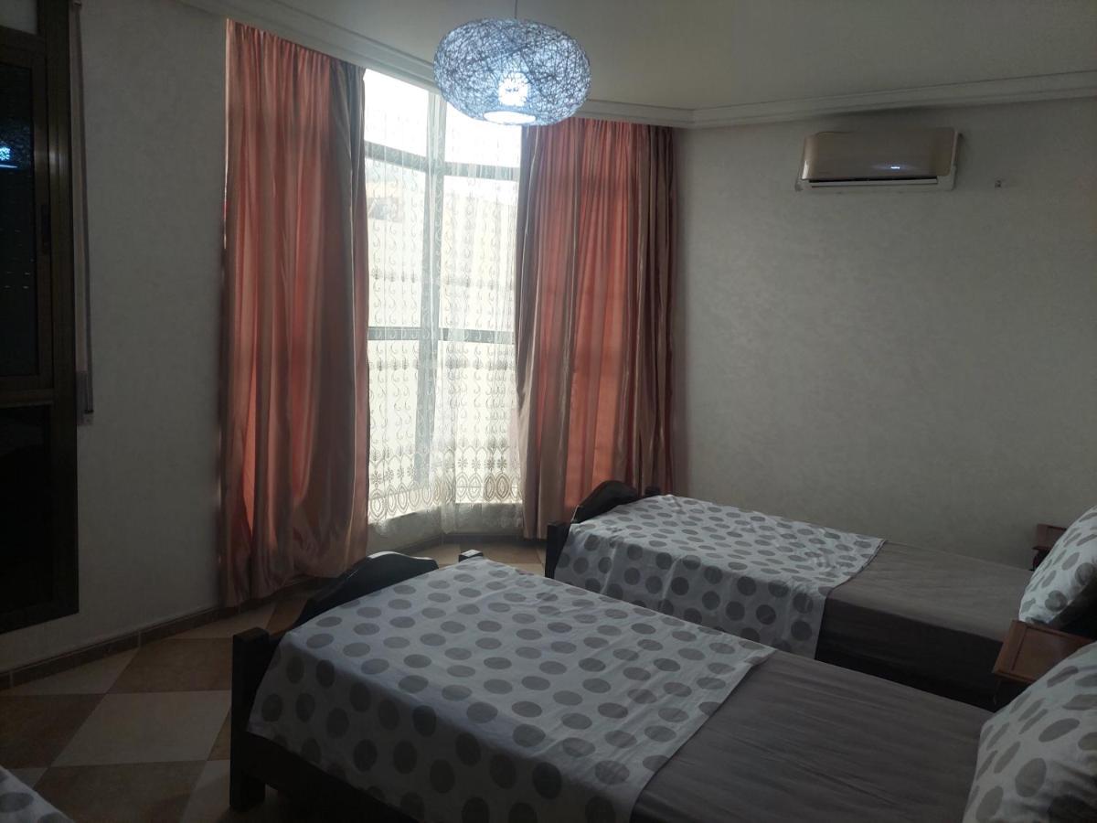 Residence La Corniche Etage 4 นาดอร์ ภายนอก รูปภาพ
